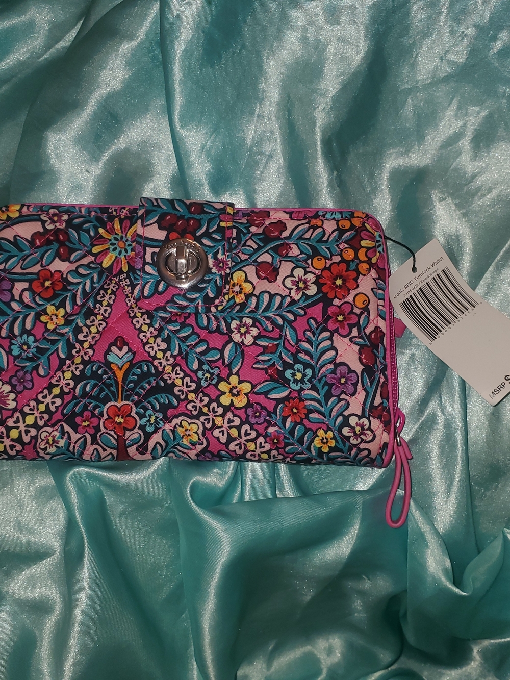 NWT Vera Bradley Retired Kaleidoscope Floral Print Zip Wallet